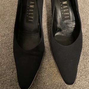 Amalfi Pumps
